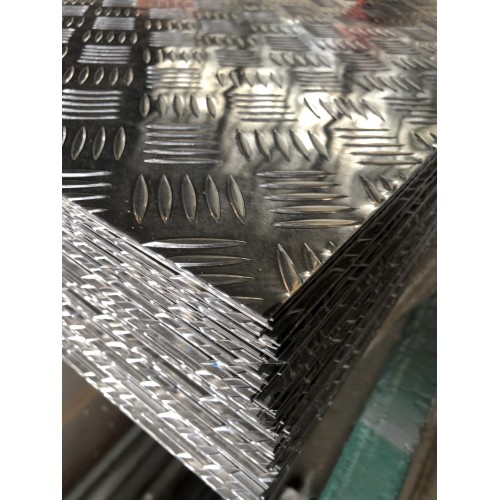 Дюралевый рифленый лист 5мм ВД1АНР рифленый диамант ТУ 1-804-432-2006