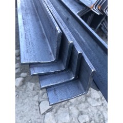 Уголок стальной г/к равнополочный 40х40х4мм Ст3пс