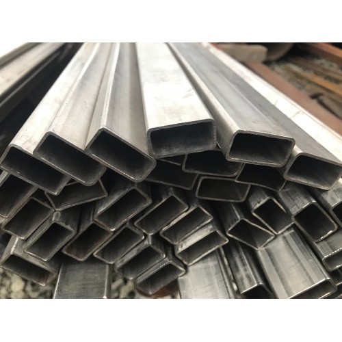 Труба профильная прямоугольная 45х15х2,5мм длина 6м